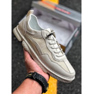 Prada Prada Hong Kong shop casual shoes shop quality high-quality workmanship upper made of imported cow leather with breathable mesh cloth, comfortable and transparent inside, original soft rubber outsole, leisure and fashion, high-end quality code number: 39-44