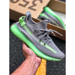 The woven surface of the screen loom imported from Germany is made of hollow silk translucent breathing mesh ? With high attention, Kanye takes Adidas yeezy boost 350 V2 fluorescent green versatile lightweight popcorn midsole leisure sports jogging shoes hollow out