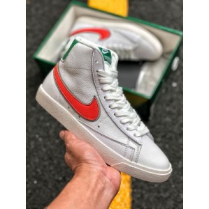 Strange things x Nike Blazer Mid Hawkins high strange story co branded Retro High Top Casual board shoes article No.: cj6106-100 internal poison identification card box button size: 36.5 37