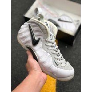 The new version is the original nike air foamposite one foam series in Dongguan. Change the pure foam to the latest original version in Dongguan. The only full size version size: 38.5 39 40.5 41 42 42.5 43 44.5