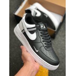 Nike Air Force 1 white black air force No.1 low top air force low top series original cardboard last with built-in solo air unit item No.: ci0061-001 size: 36 36.5 37 38.5 39 40.5 41