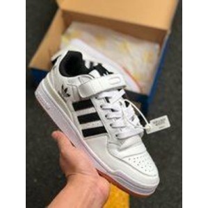 True standard company original box original Adidas / Adidas forum mid low classic Velcro retro board shoes men's and women's fashion shoes top first layer leather casual shoes white and black article number: g25013 size: 36 36.5 37 38.5 39