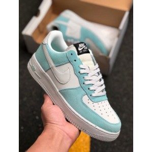 Air Force 1 low 19S Tiffany Tiffany green air force one 596728-301 summer recommended color cool mint green with white Tiffany green as the main tone, collar details supplemented by gray, suede leather with old leather