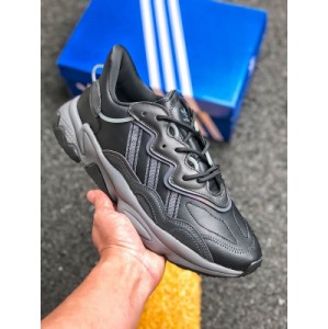 Ozweego shoes have a futuristic look. This shoe is designed in the style of the late 1990s and early 1990s, integrating retro elements into futuristic design lines. They are mixed with mesh upper suede and smooth TPU overlay. Adiprene forefoot is cushioned and lightweight E