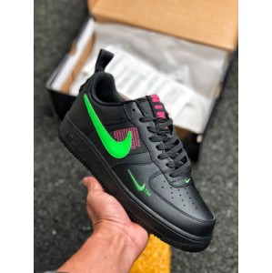 Pure original Nike Nike Air Force 1 utility white black powder deconstructed double hook Air Force 1 low top casual sports board shoes designed by legendary designer Bruce Kilgore. He abandoned the old canvas style and made a breakthrough in the use of embedded shoes