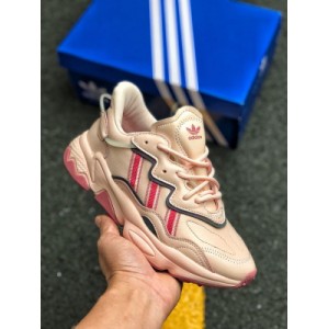 Dad shoe series correct original last base paper version development of double-layer EVA high elastic midsole and wear-resistant rubber outsole ? The younger brother of yeezy 500 came to Adidas Adidas ozweego adiprene, a new retro shoe type. Adidas ozweego adiprene, a cushioning retro dad, is an official sports jogging shoe