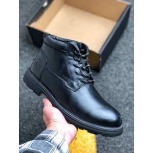 Ugg men's winter boots ?? ?? Imported cowhide surface, high-grade texture, low barrel design, clean 17mm wool lining, comfortable fit, anti-skid rubber outsole, more quality ?? Color: Black ?? Yards: 39-44