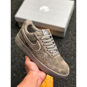 American counter launched in China without air force 1 Mid grey suede limited Article No.: 823511-206 correct version ?? Gaobang bandage AF-1 quote don't note gaobang air force casual board shoes original purchase leather material original box original standard steel seal is available in your palm