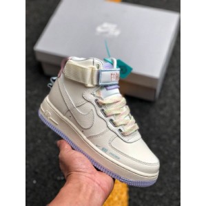 The Nike Air Force 1 Mid Unicorn Air Force 1 co branded first layer cowhide original box original standard the highest version on the market is expected to be the first white angel blue light pink two color matching shoes are made of textured lychee leather and nylon tongue based on the Velcro at the iconic upper