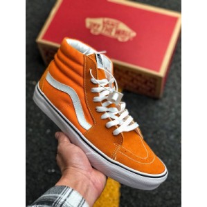 Vans sk8 hi was born in 1978. Its name comes from the English word skater high. It is the first high top shoe designed by vans with sidestripe side stripes. Size: 35-44