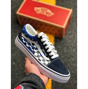 Old skool is an iconic shoe of vans for a long time. The most distinctive feature of old skool is the iconic wave line on the side. This is the first time that the stripe originally known as jazz stripe appears on vans' shoes. At the same time, it is also vans