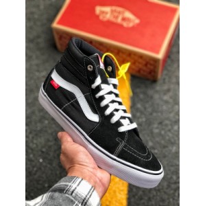 Vulcanization process ? Vance vans sk8 hi Pro printed checkerboard high top casual sports board shoes are well known by virtue of their highly recognizable contour and side body stripes. Vans has become one of the most representative classic shoes of vans, which is often based on sk8 hi