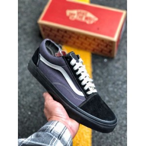 Vulcanization process ? Vance vans old skool versatile leisure low top skateboarding shoes stick to the retro shoe shape, boldly use a variety of rich color patterns and materials to highlight the quality, and perfectly match with various wearing styles. Official Article No. vn0a3mvlb8zp