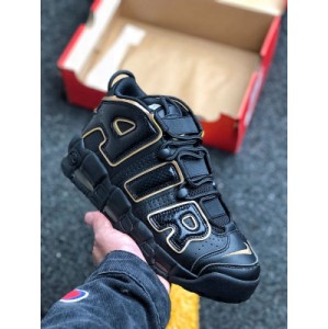 Inspired by the graffiti culture popular in the street, pure original Nike has created the overall design style of nike air more uptempo, which is exaggerated and full of charm. A pair of huge letters air are engraved on both sides of the thick and textured leather upper