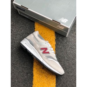 New balance new Bailun m997 series 3M reflective chameleon retro leisure running shoes combination sole pure original leather cutting EVA cushioning midsole more lightweight cushioning stitching upper is comfortable to wear and supplied with original materials and glue tmall is mixed in major shopping malls