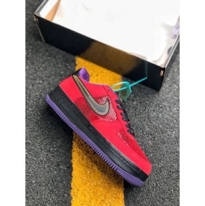 Nike Air Force 1 ng CMFT LW this air force is an AF1 shoe specially created by Nike for the new year, which has received high attention. The shoes are mainly in black, red and purple colors, and its Swoosh logo design is more beautiful