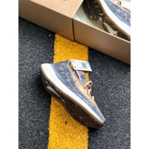Adidas yeezy boost 380 V3 coconut 380 series snowflake spots all over the sky star alien x27 Kanye jointly limited V3 midsole boost is indeed the same as the shape, the thickness is greatly improved, the cushioning is stronger and falls back and forth