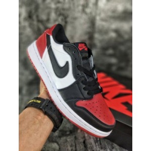210 yuan aj1 black and white / Air Jordan 1 low bred og aj1gs low black and red no wear 709999-001 size: 40.5 41 42.5 43 44.5 45