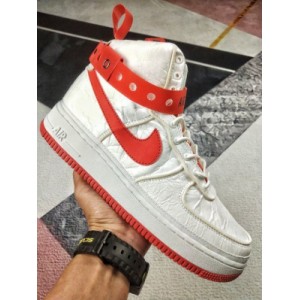 300 yuan Nike magic air force AF1 VIP classic air force No. 1 Zhongbang co branded item No.: 573967 100 White Red Size: 40.5 41 42.5 43 44.5 45