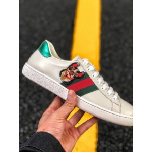 It is inconvenient to disclose the channel of the 400 yuan high fidelity Haitao customized version. It can only be said that 80% of the global purchase and sales are for this version of Gucci little bee classic size 35 36 37 38 39 40 41 42 43 44 except t cat