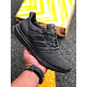 Adidas ultra boost triple black UB4, a company level non market special offer version of 180 yuan 0 original true standard true explosive Tiger flutter correct version is consistent with the official product number: bb6171 size: 36-48