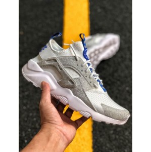 Nike air huarache Ultra Suede ID grey black Wallace 4th generation original lixinbu blessed with multi-dimensional difference from the world. The R & D personnel of other true standard versions of Nike spent a lot of time to solve this problem, and finally tried to keep the sneakers stable