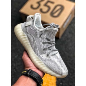 The new product of the pure original taste concept was first shipped from Germany. The woven surface of the mesh weaving machine table is hollow out silk translucent breathing mesh material. The third generation of coconut is gray and white all over the sky. Kanye once again took the Adidas yeezy boost 350 V3 versatile lightweight popcorn midsole leisure sports jogging shoes