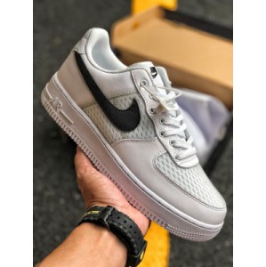 Company level Nike Air Force 1 x type air force low top board shoes present the original box with deconstruction and splicing of hot elements. The original standard full head leather with built-in sole air unit is perfect. Company item No.: ci0060-101size: 36