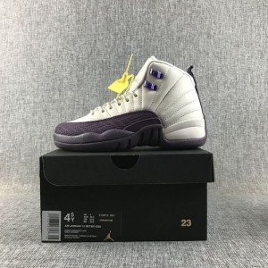 Air jordan 12 elegant purple supports the Tiger flutter, which is comparable to the genuine one