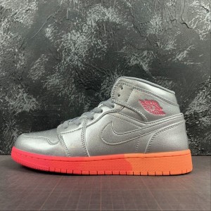 True standard corporate Nike Air Jordan 1 Mid aj1 Jordan 1 middle top basketball shoe 555112-006 size: 36.5 37.5 38.5 39 40