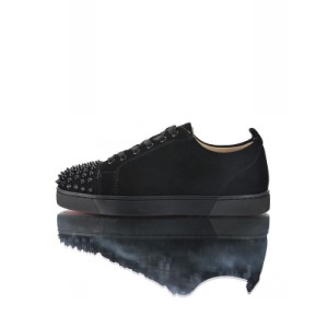 Match with 18K vacuum electroplating rivets, pure imported Italian calf leather, French Paris brand - Christian Louboutin Louis flat CL low top fashion, red soled sneakers, board shoes, black low toe rivets 1130580