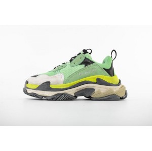 A generation of white, green and black Paris Vintage daddy shoes Balenciaga triple s 541623w093874