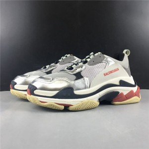 I8 Balenciaga triple s used silver red black original background original box version original factory first layer leather mesh matching number 36-46 shipment