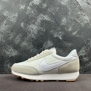 True corporate Nike DBREAK waffle Vintage running shoe ck2351-101 size: 35.5 36.5 37.5 38.5 39