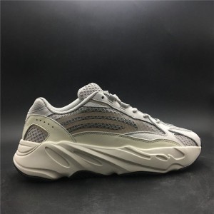 Tiger puff version special edition Adidas coconut yeezy 700 V2 static boost coconut Kanye gray 3M reflective tiger puff version first layer leather BASF real explosion Article No. ef2829 No. 36-48 shipment D5