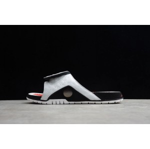 Jordan slippers 684915-106