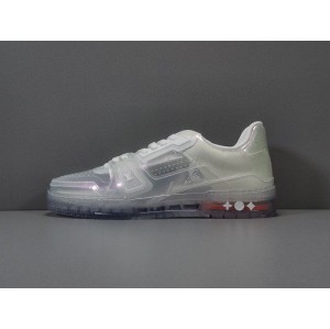 Guangzhou K factory: LV transparent donkey brand article number: go0220 size: 36-45 no half size the soft sole of TPU, the raw material produced by Guangzhou top luxury production factory K factory, will never deform, which is different from the rubber sole hollowed out and reduced in the market