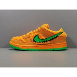 God version: dunk little orange bear Nike SB Dunk Low Pro QS Article No.: cj5378-800 size: 36-47.5 density of hair without hair loss and color loss welcome to compare quality