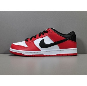 God version: dunk Chicago Nike SB Dunk Low Pro Style: bq6817-600 shoe size: 40.5 41 42.5 43 44.5 45 46 47.5