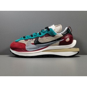 God version: double hook 3.0 wine red and green sacai x Nike vapor waffle Article No.: cv1363-101 size: 36-46 including half size